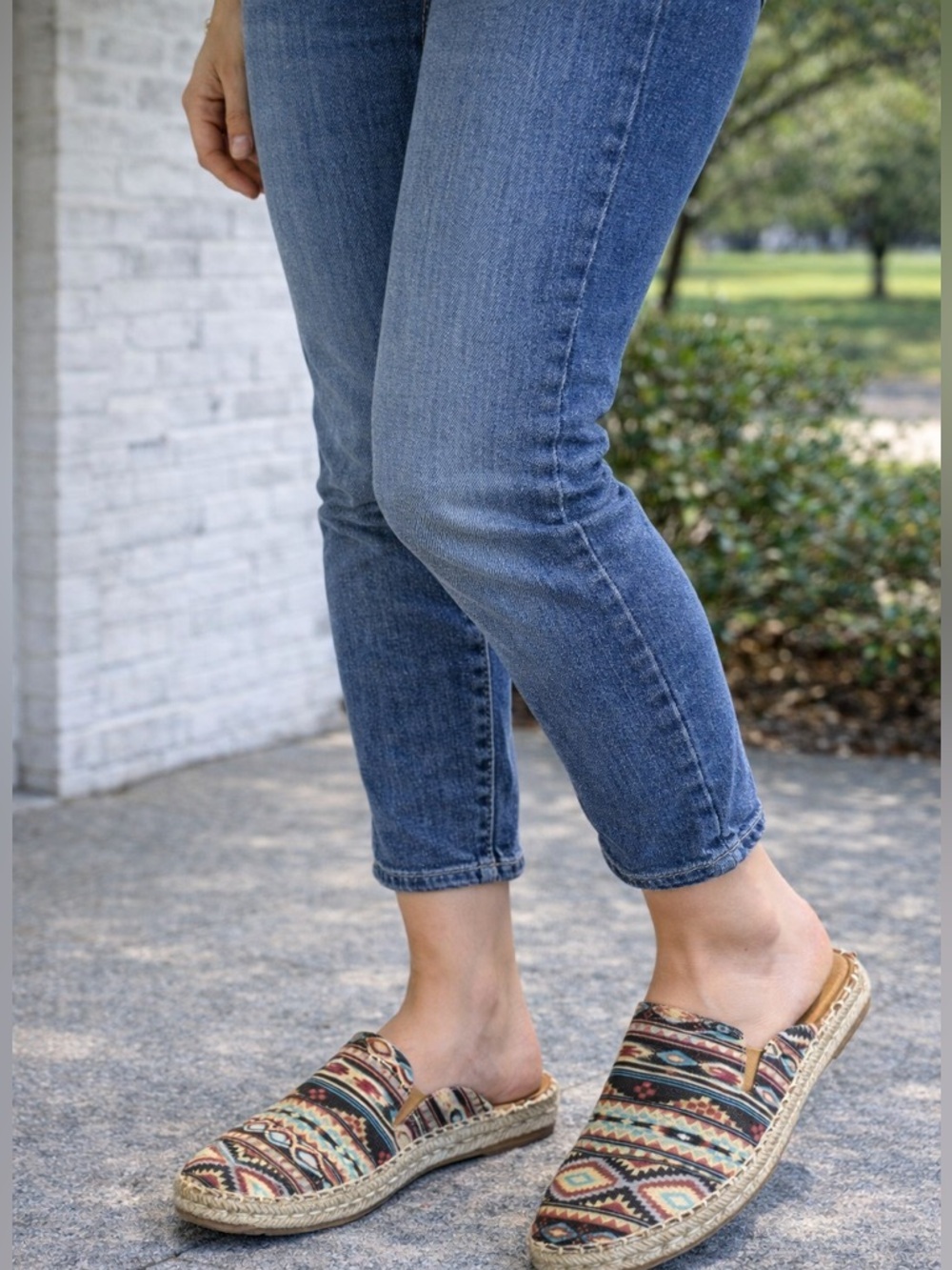 Corkys Aztec Slip-On Shoes Size 8 NIB